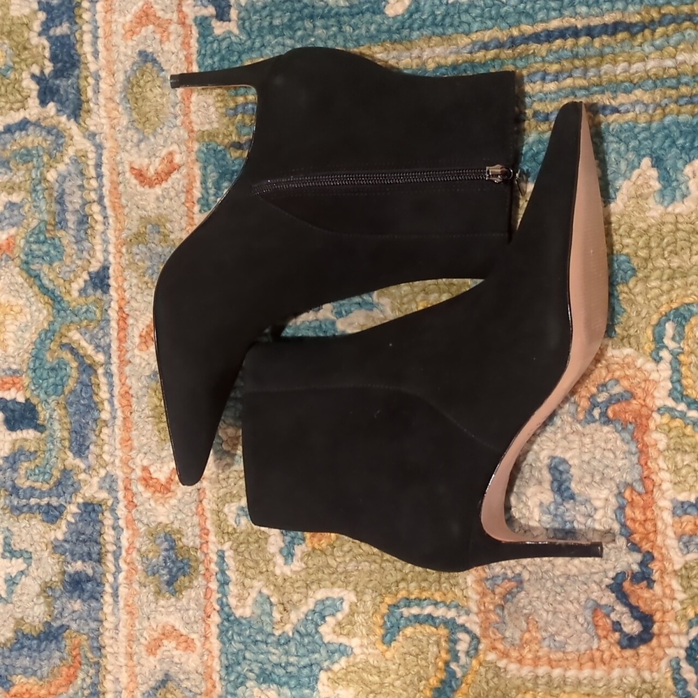 SCHUTZ Bette Suede Pointed Toe Ankle Boots New - 8.5